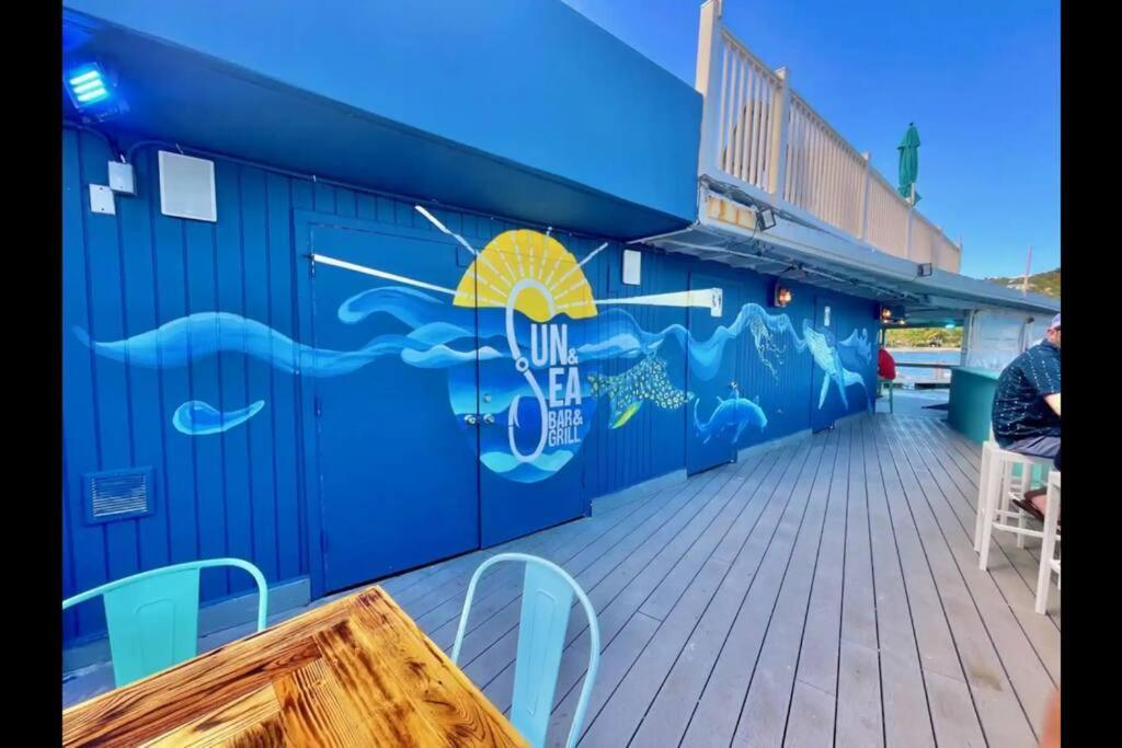 Mermaid Escape - Amazing Views! East End  Екстер'єр фото